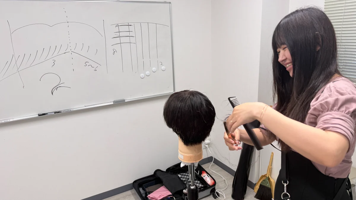 Uさん刈り上げ講習 (1) Uさん刈り上げ講習 (1)