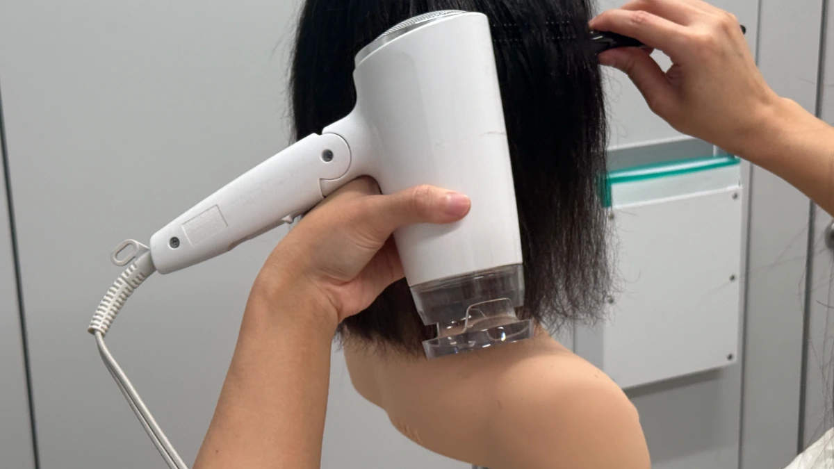 スタイリストデビューを目指すアシスタント美容師がLBLで学び直し02