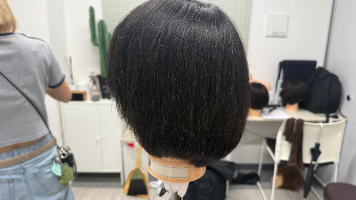 スタイリストデビューを目指すアシスタント美容師がLBLで学び直し、グラデーション (7)