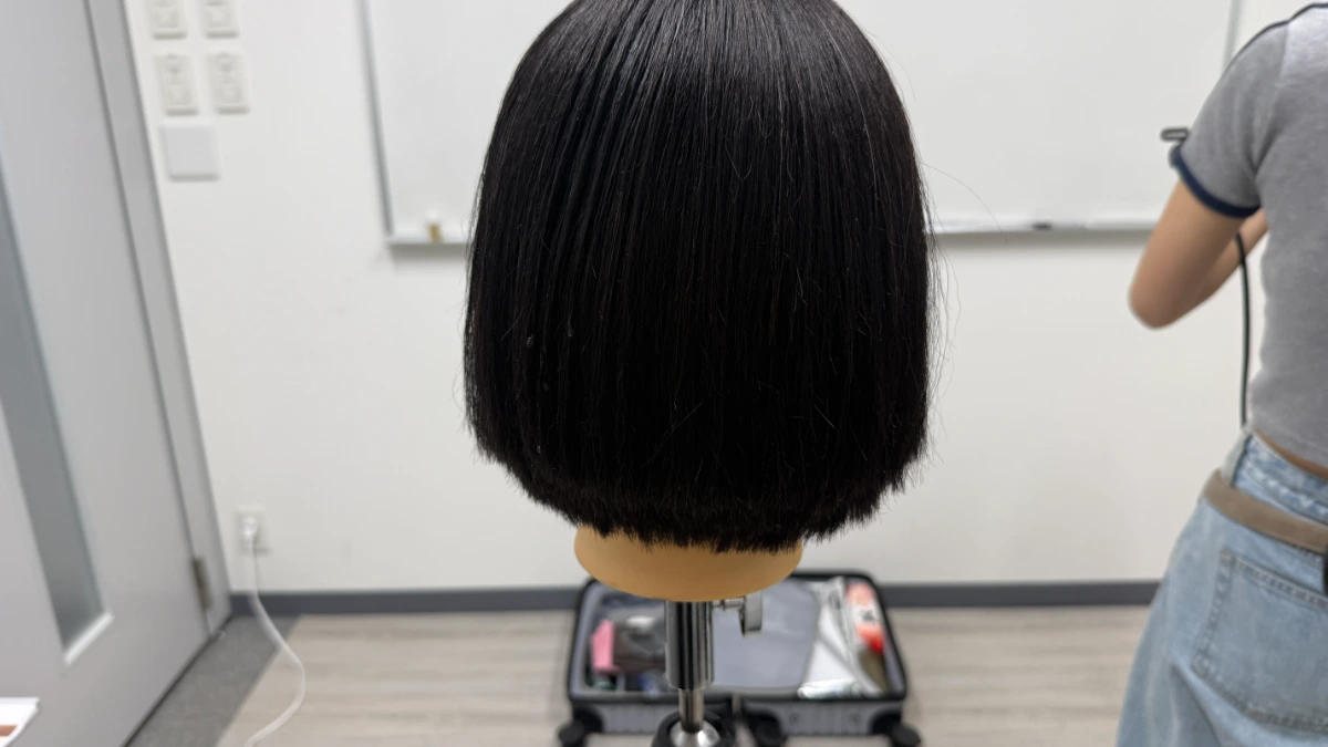スタイリストデビューを目指すアシスタント美容師がLBLで学び直し、グラデーション (1)