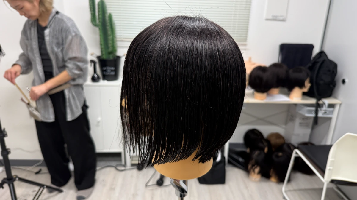 スタイリストデビューを目指すアシスタント美容師がLBLで学び直し、グラデーションチェック (2)